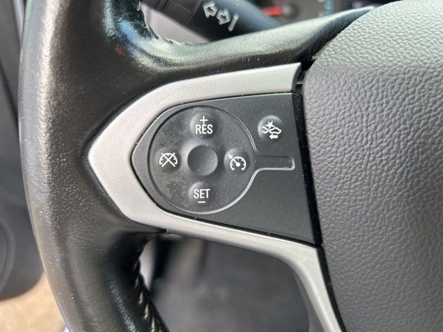 Used 2022 Chevrolet Colorado LT w/ Safety Package image 16