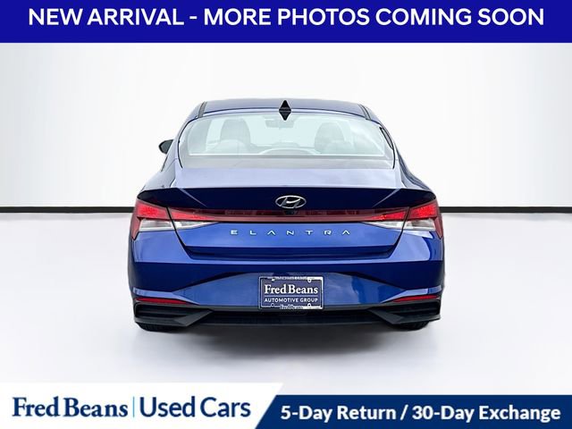 Used 2023 Hyundai Elantra SEL w/ Convenience Package image 6