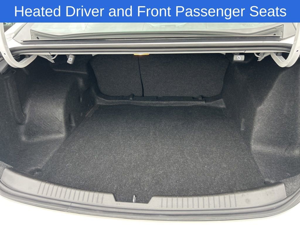 Used 2025 Chevrolet Malibu LT image 15