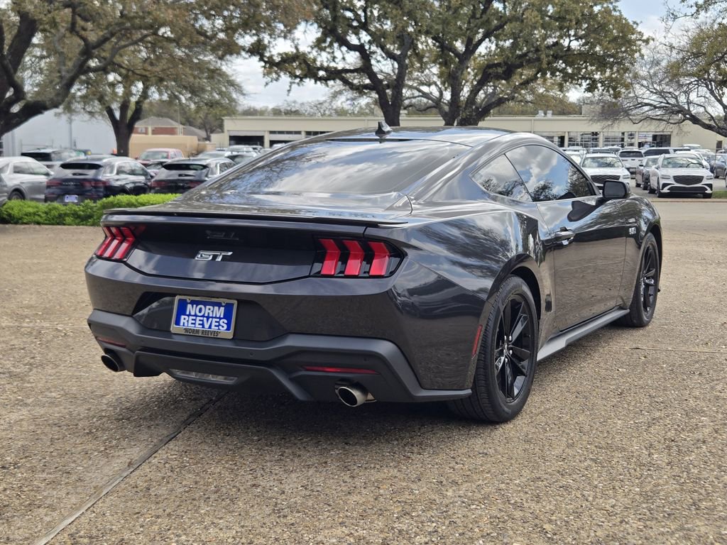 Used 2024 Ford Mustang GT RWD image 6
