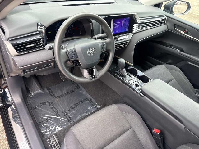 Used 2025 Toyota Camry LE w/ Convenience Package FWD image 22