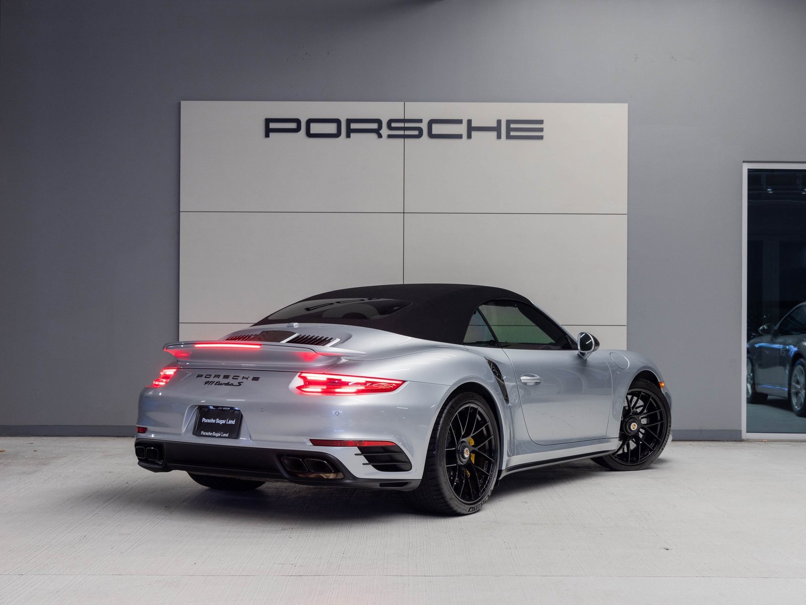 Certified 2018 Porsche 911 Turbo S image 7