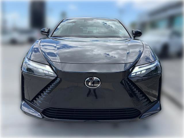 Used 2025 Lexus RZ 300e w/ Accessory Package (Z1) image 2