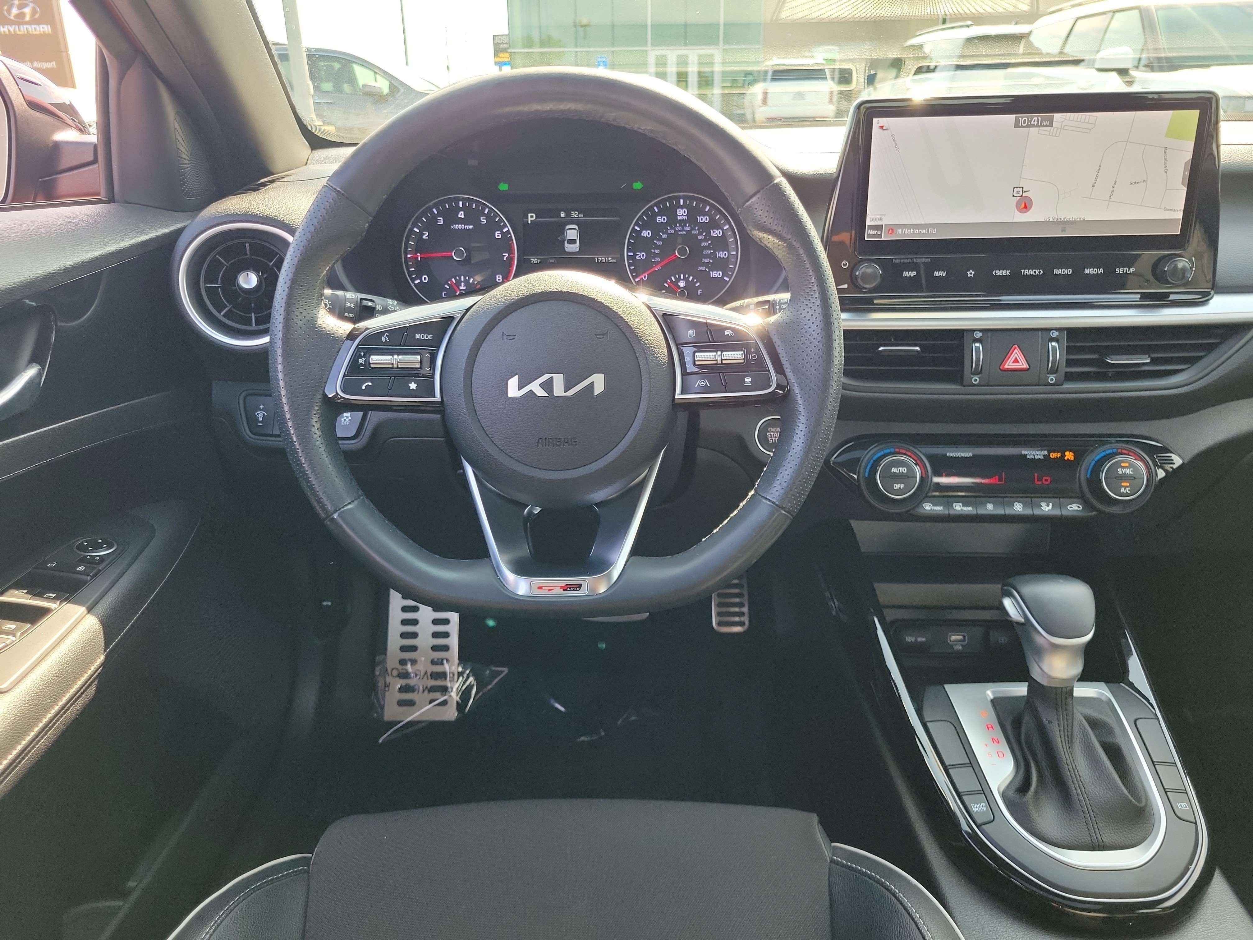 Used 2022 Kia Forte GT-Line w/ GT-Line Premium Package FWD image 10