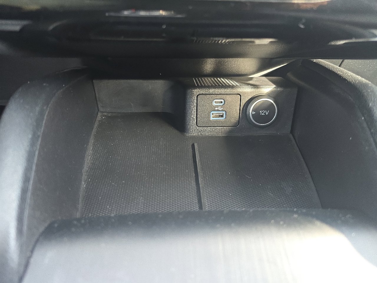 Used 2021 Ford Escape S image 29