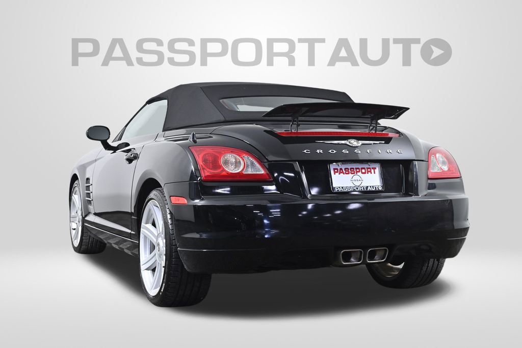 Used 2005 Chrysler Crossfire Convertible image 7