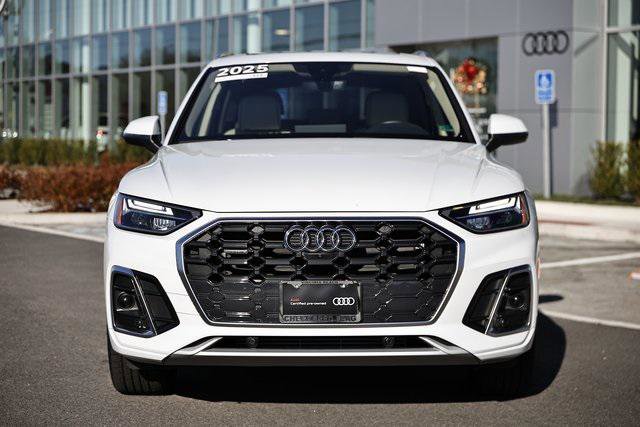 Certified 2025 Audi Q5 2.0T Premium Plus w/ Premium Plus Package image 13