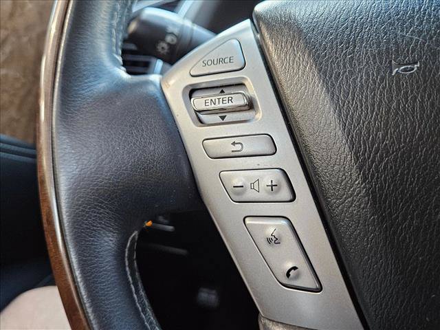 Used 2017 INFINITI QX80 2WD w/ Driver Assistance Package image 24