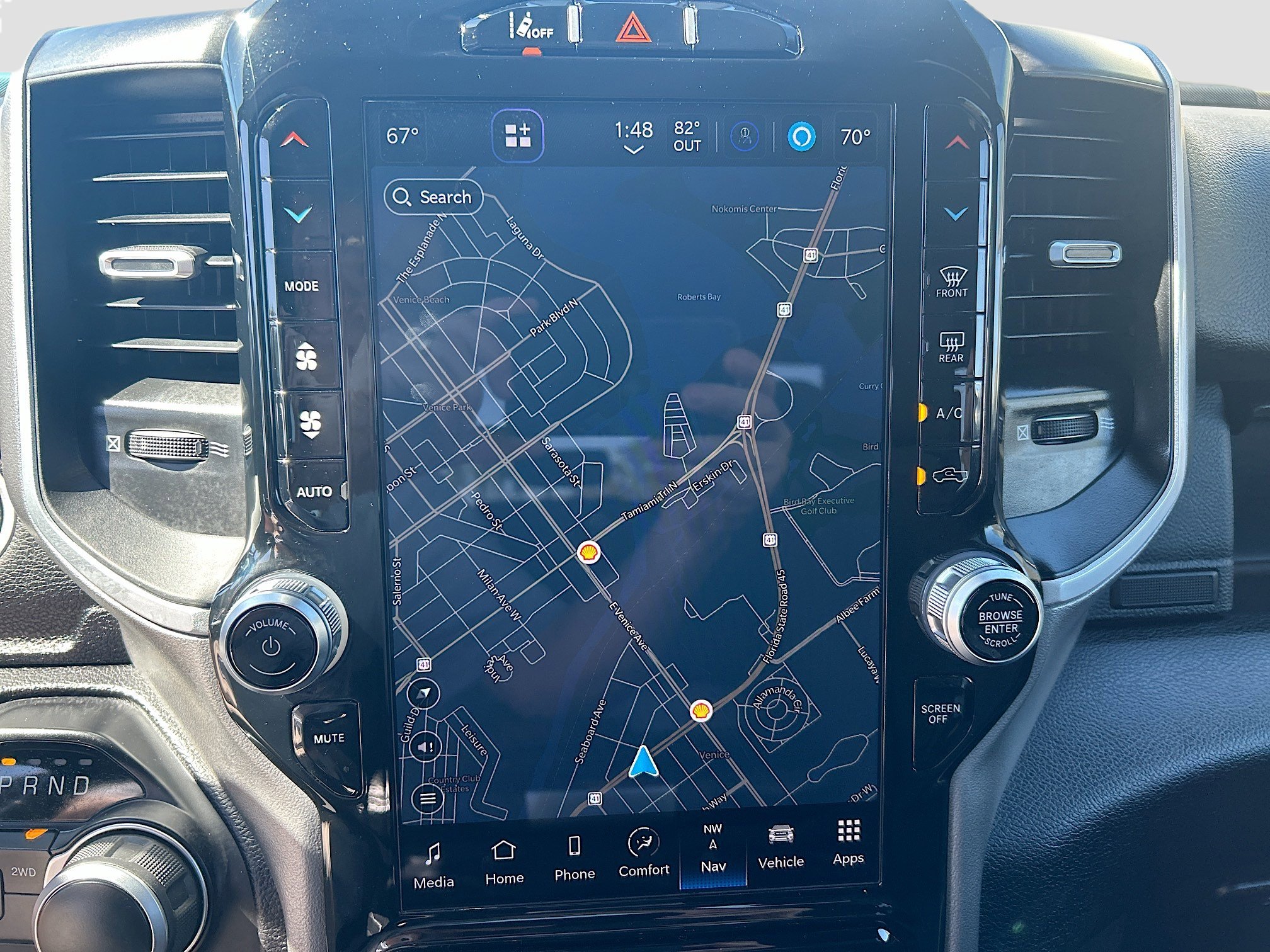 Used 2024 RAM 2500 Big Horn w/ Safety Group image 13