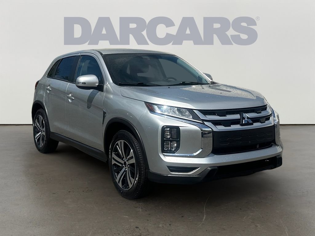 Used 2025 Mitsubishi Outlander Sport SE AWD/4WD image 1