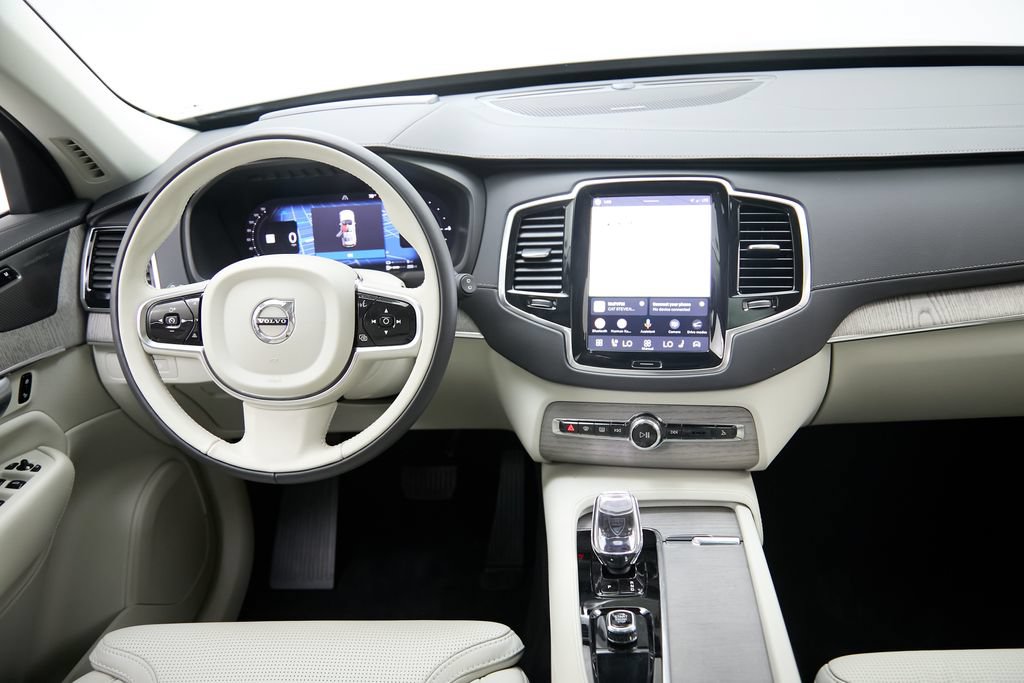 Certified 2024 Volvo XC90 T8 Ultimate w/ Protection Package Premier AWD/4WD image 29