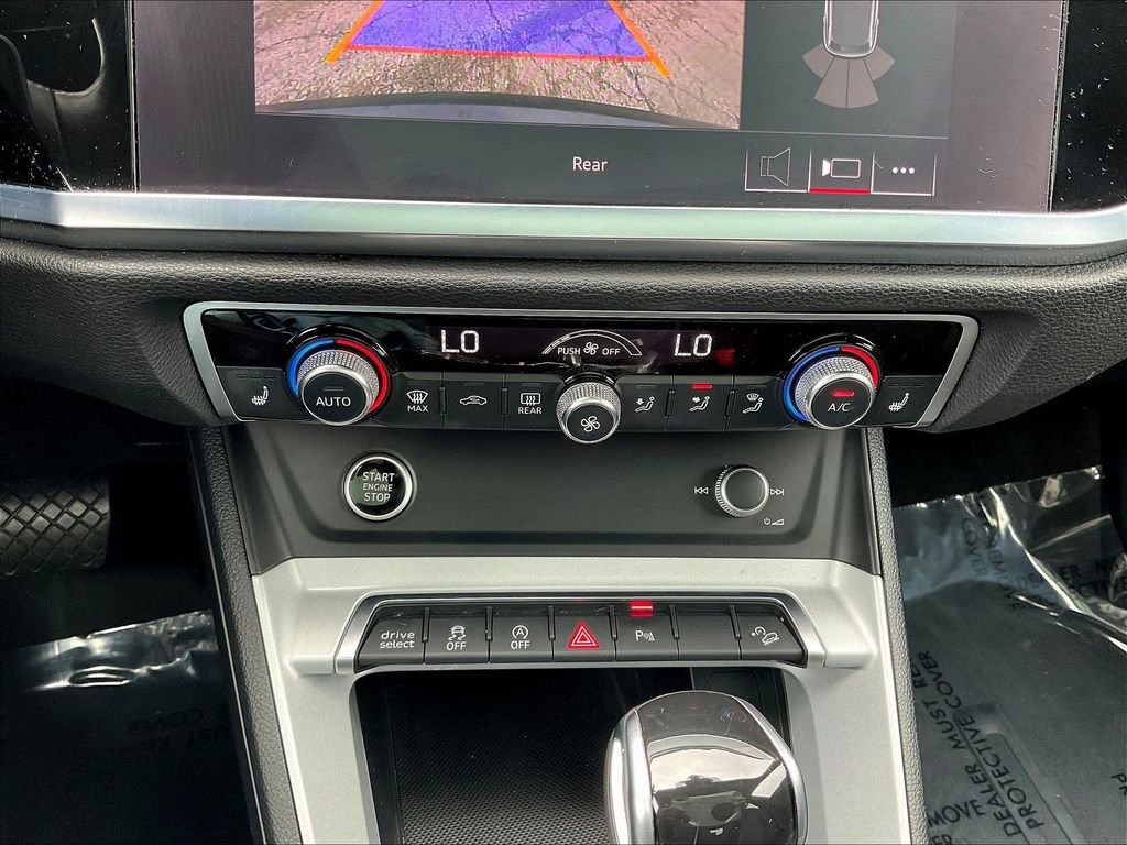 Used 2021 Audi Q3 2.0T Premium w/ Convenience Package AWD/4WD image 15