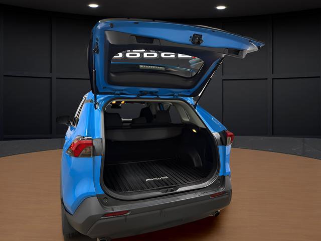 Used 2019 Toyota RAV4 LE w/ All Weather Liner Package AWD/4WD image 7