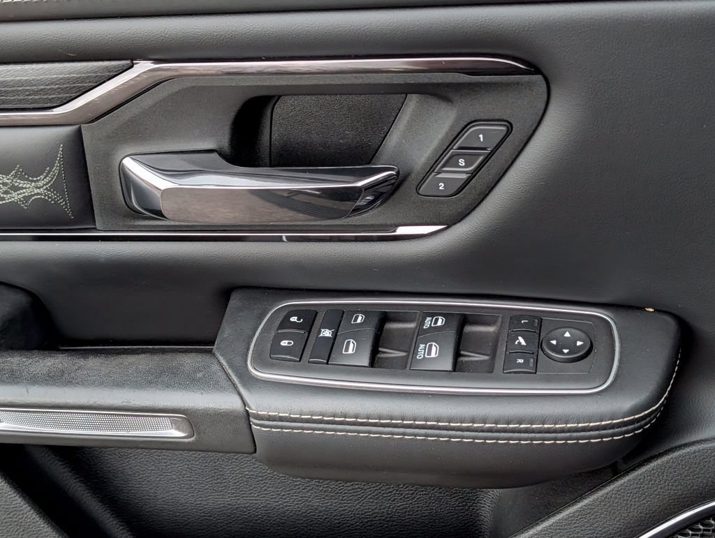 Used 2023 RAM 1500 Limited AWD/4WD image 25