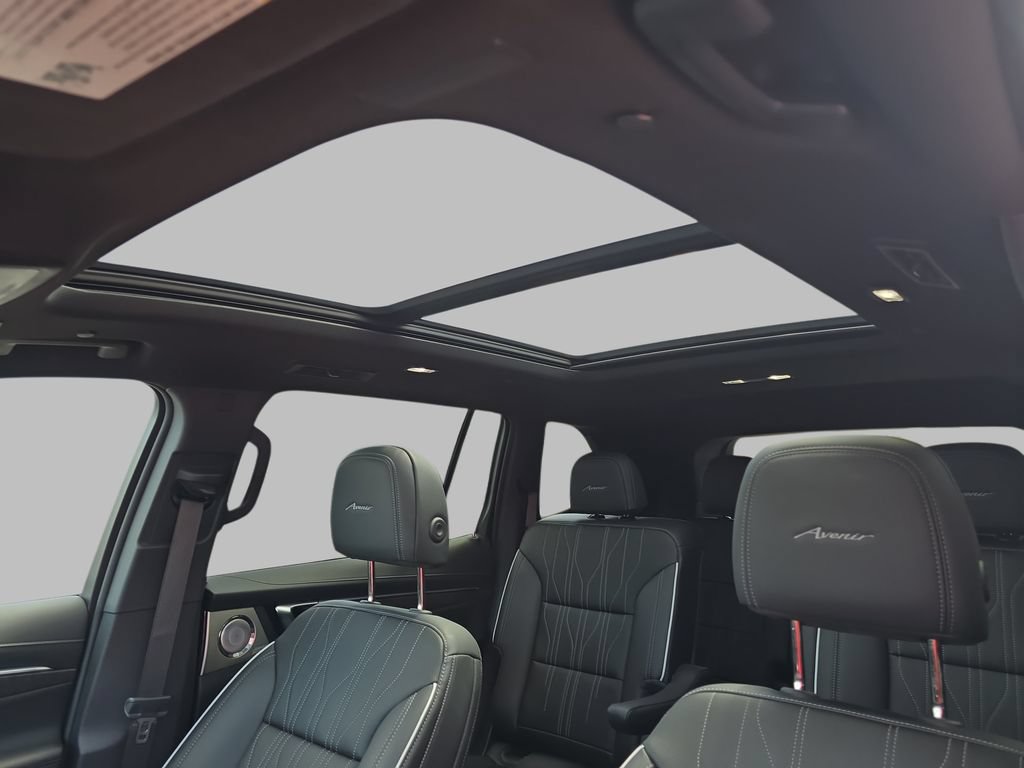 Certified 2025 Buick Enclave Avenir w/ LPO, Floor Liner Package AWD/4WD image 33