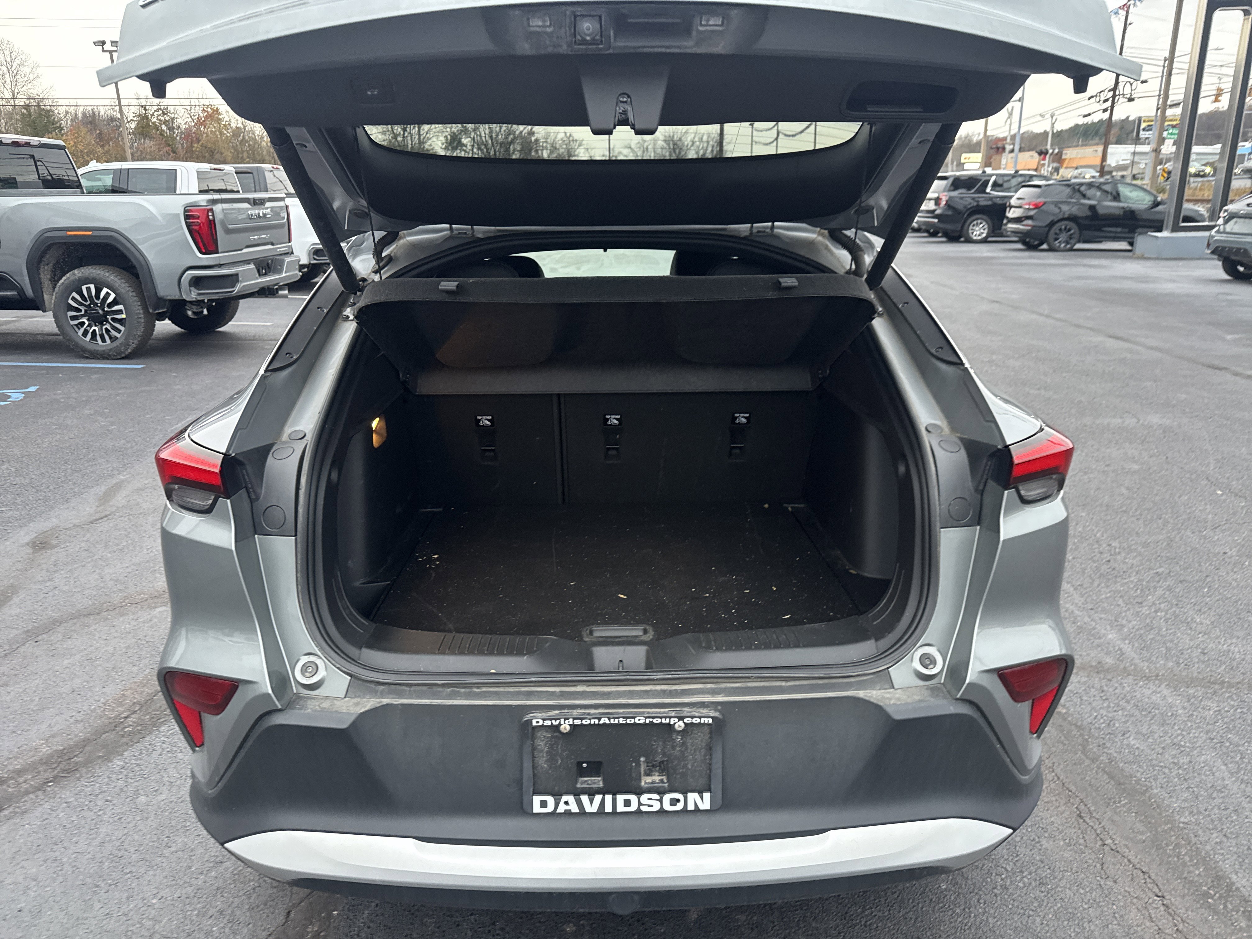 Used 2024 Buick Envista Preferred w/ Convenience I Package image 5