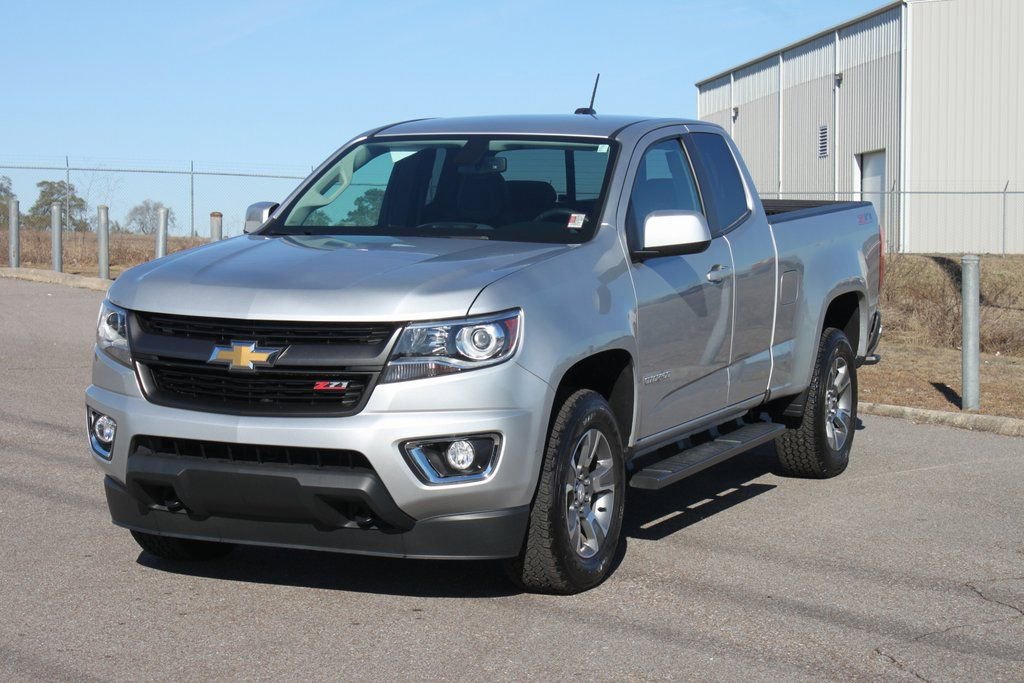 Used 2018 Chevrolet Colorado Z71 image 2