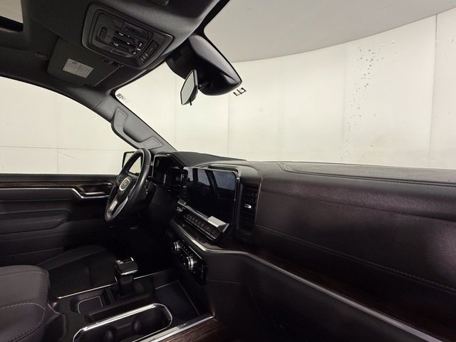 Used 2025 GMC Sierra 1500 Elevation w/ Elevation Premium Package AWD/4WD image 29