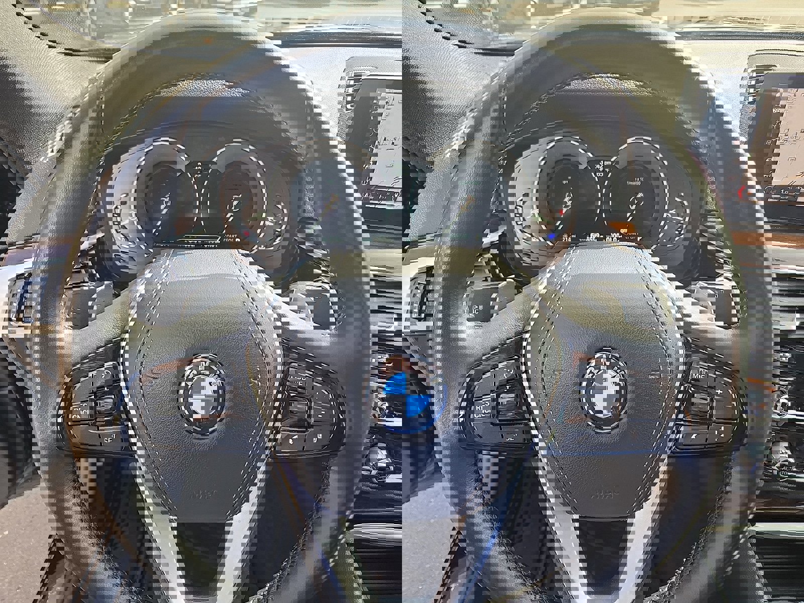 Used 2019 BMW 540i xDrive image 20