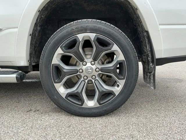 Used 2023 RAM 1500 Limited image 17