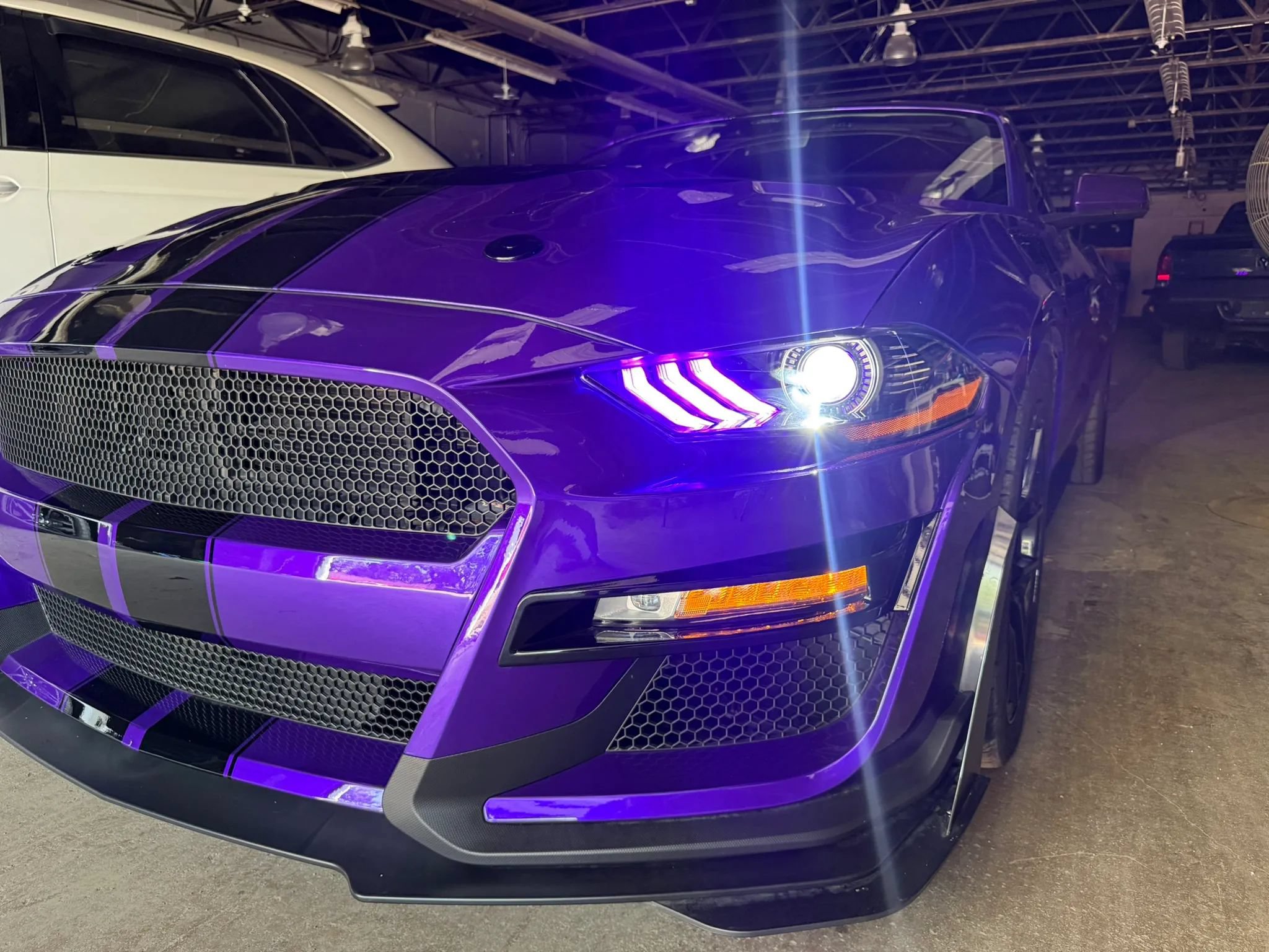 Used 2022 Ford Mustang GT w/ Black Accent Package RWD image 9