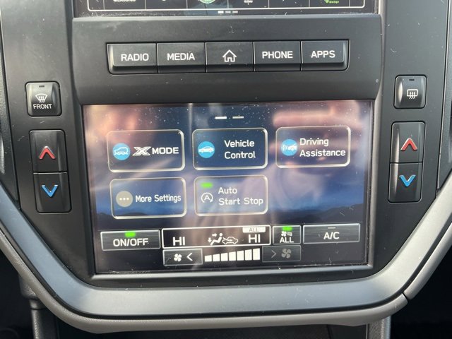 Used 2025 Subaru Crosstrek 2.0i image 29