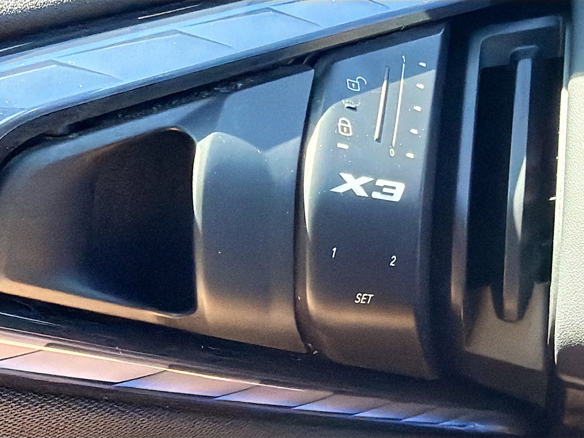 Used 2025 BMW X3 xDrive30i image 34