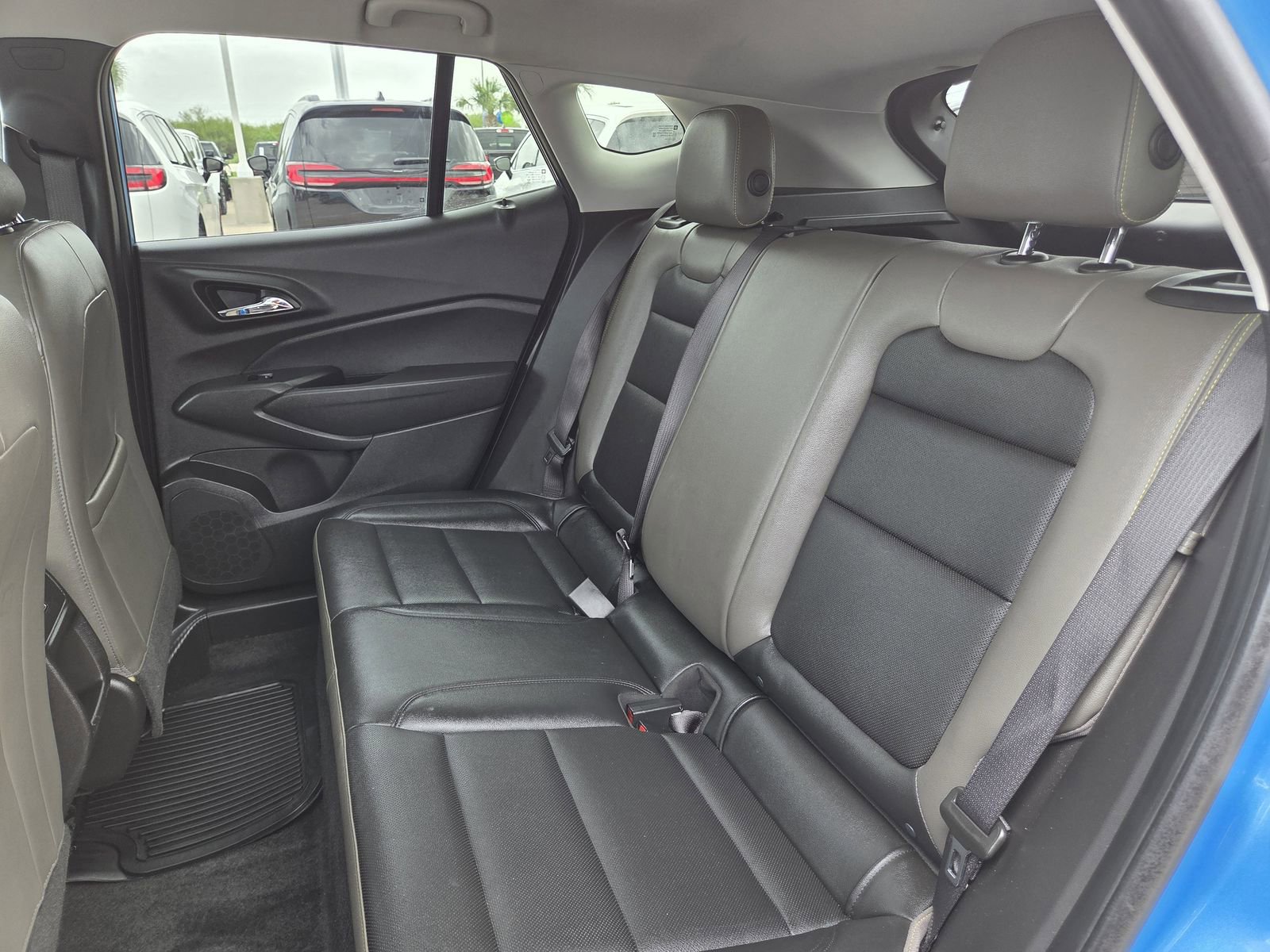 Used 2025 Chevrolet Trax ACTIV w/ Driver Confidence Package FWD image 22
