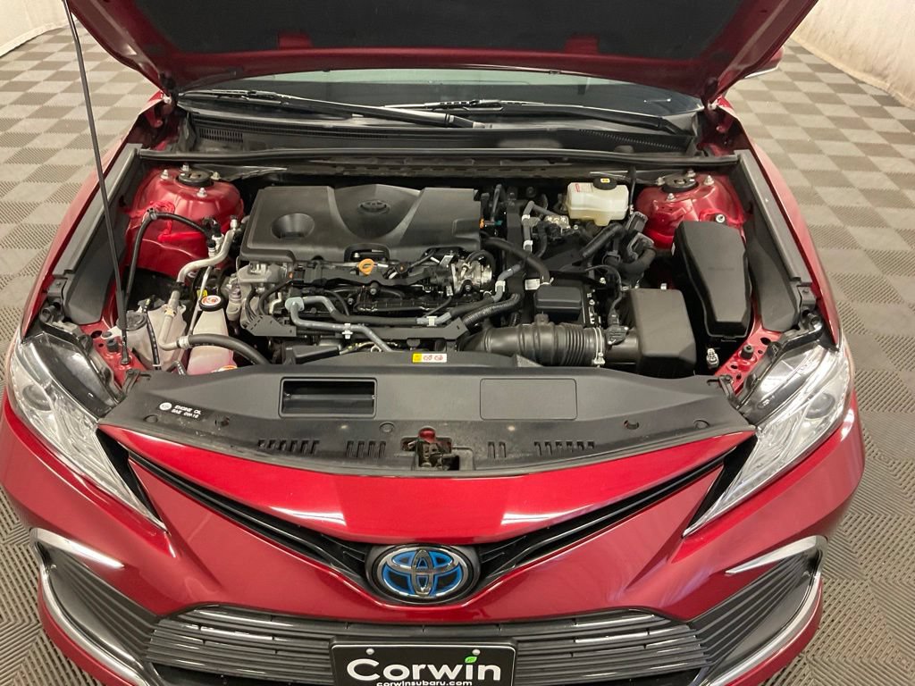 Used 2021 Toyota Camry XLE w/ Cold Weather Package FWD image 10