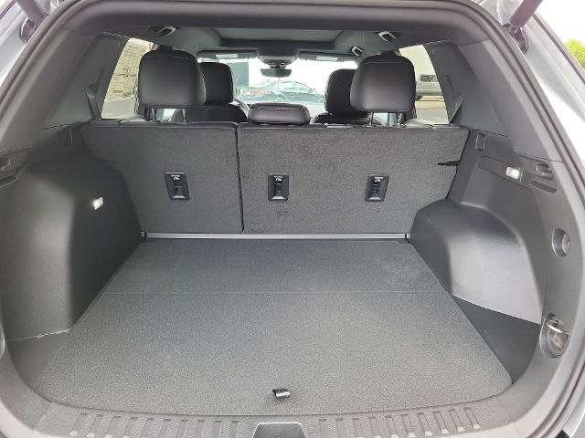 New 2026 GMC Terrain AT4 w/ Technology Package II image 28