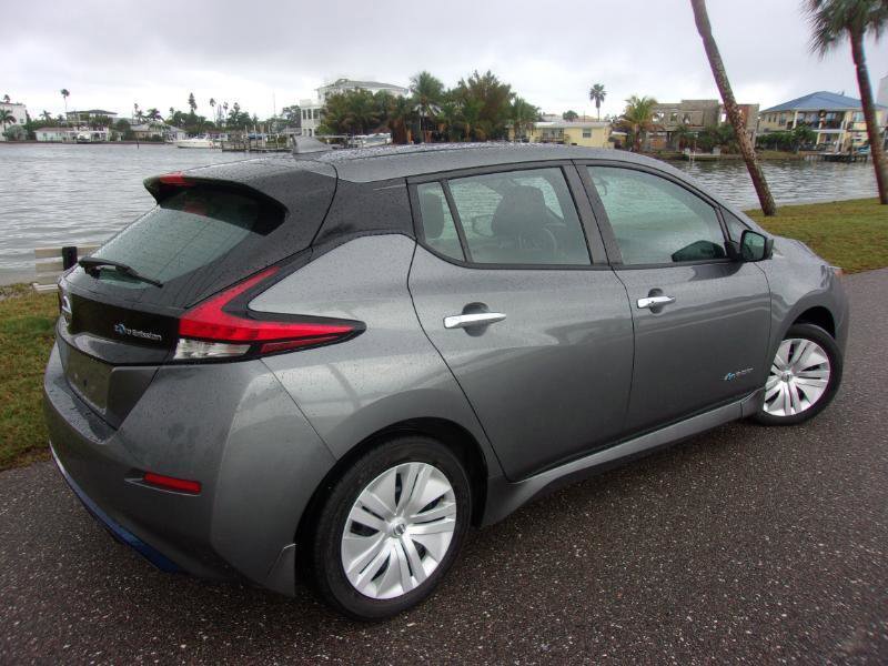 Used 2018 Nissan Leaf S w/ S Charge Package FWD image 6