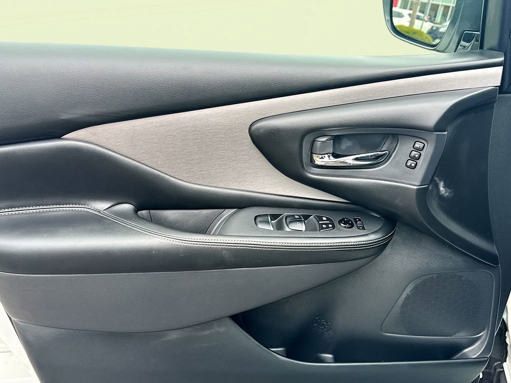 Used 2024 Nissan Murano SL w/ Cargo Package image 18