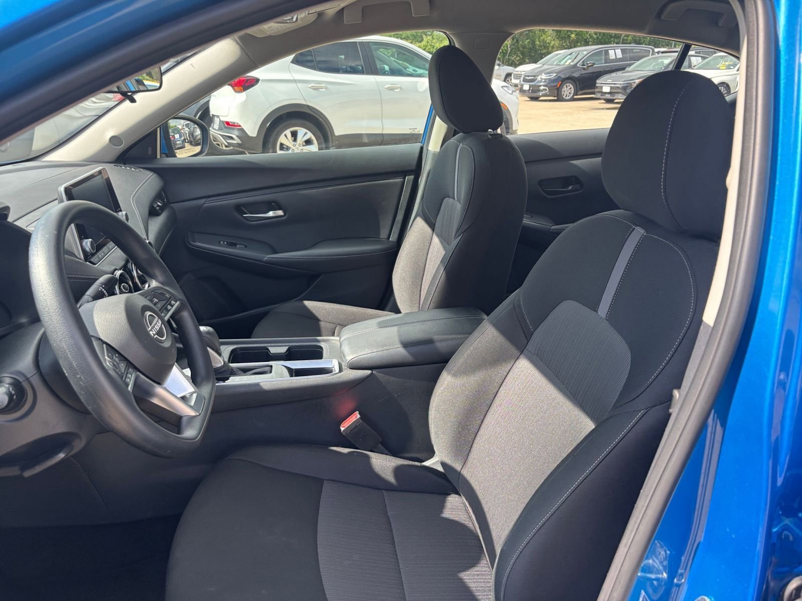 Used 2025 Nissan Sentra SV image 24