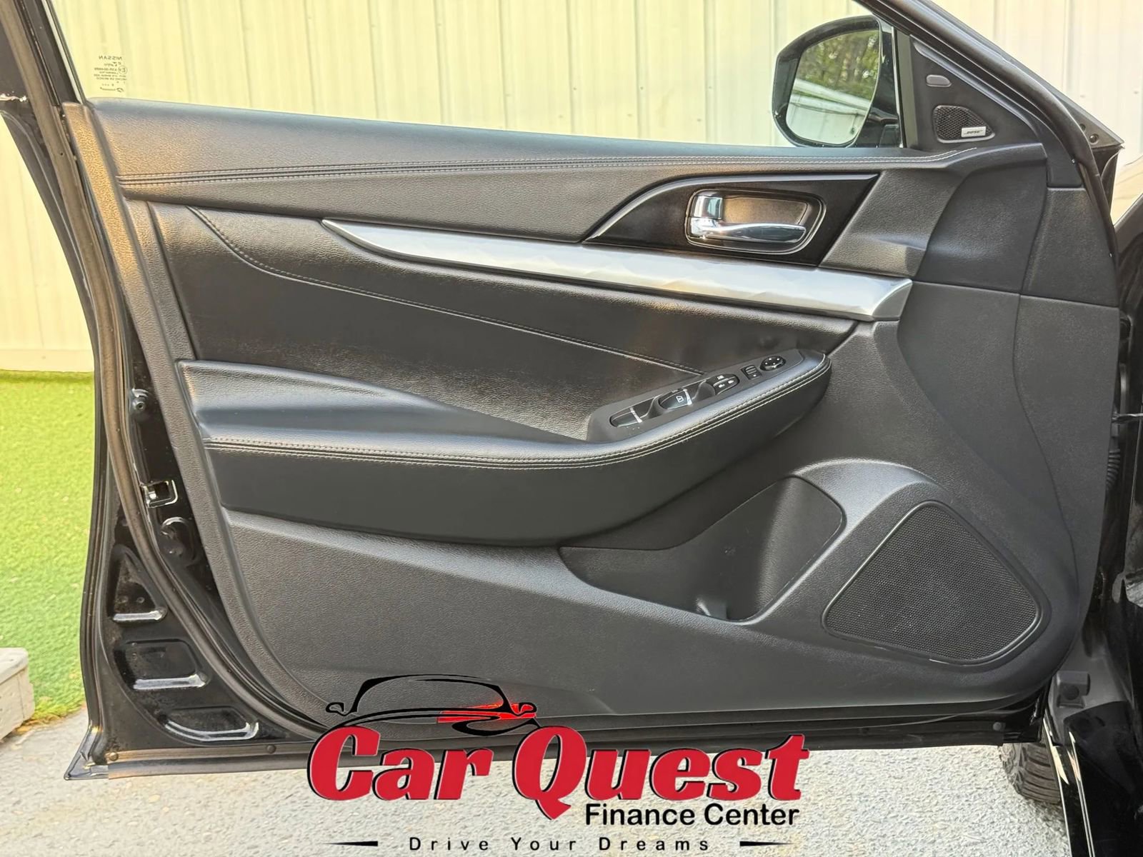 Used 2020 Nissan Maxima 3.5 SL w/ Floor Mat Group FWD image 10