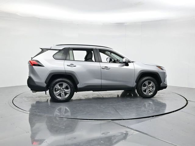 Used 2024 Toyota RAV4 XLE video 2