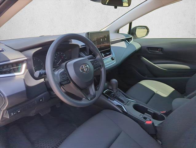 Used 2025 Toyota Corolla LE FWD image 9