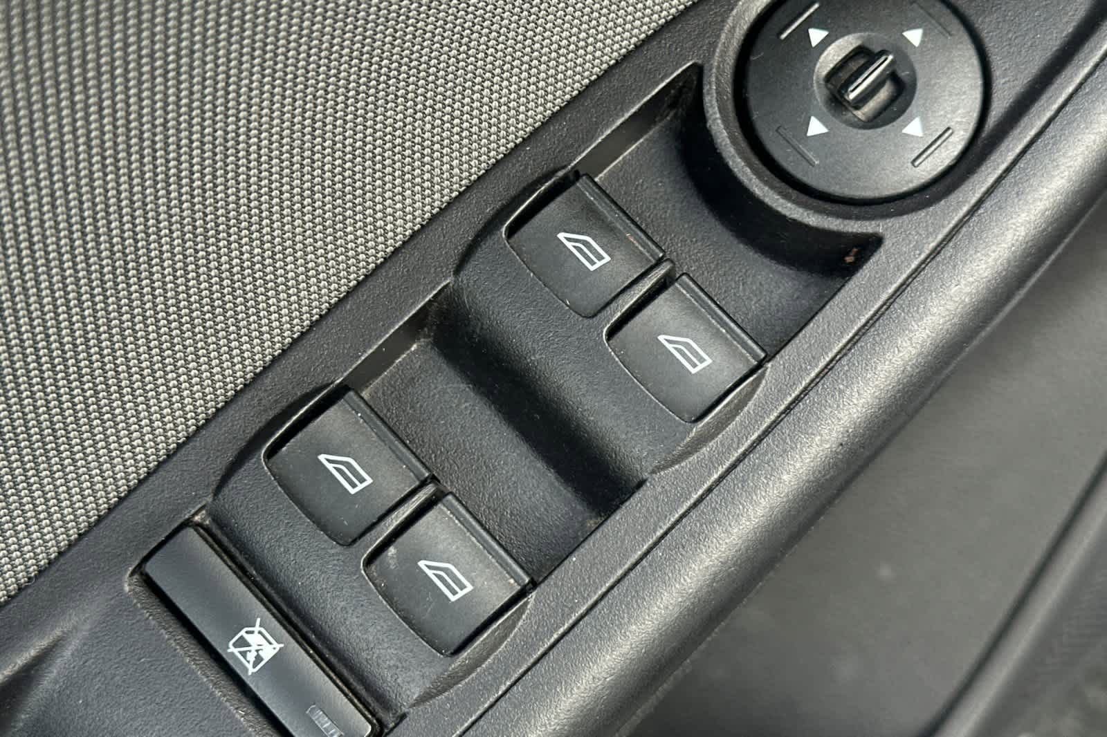 Used 2014 Ford Focus SE FWD image 13