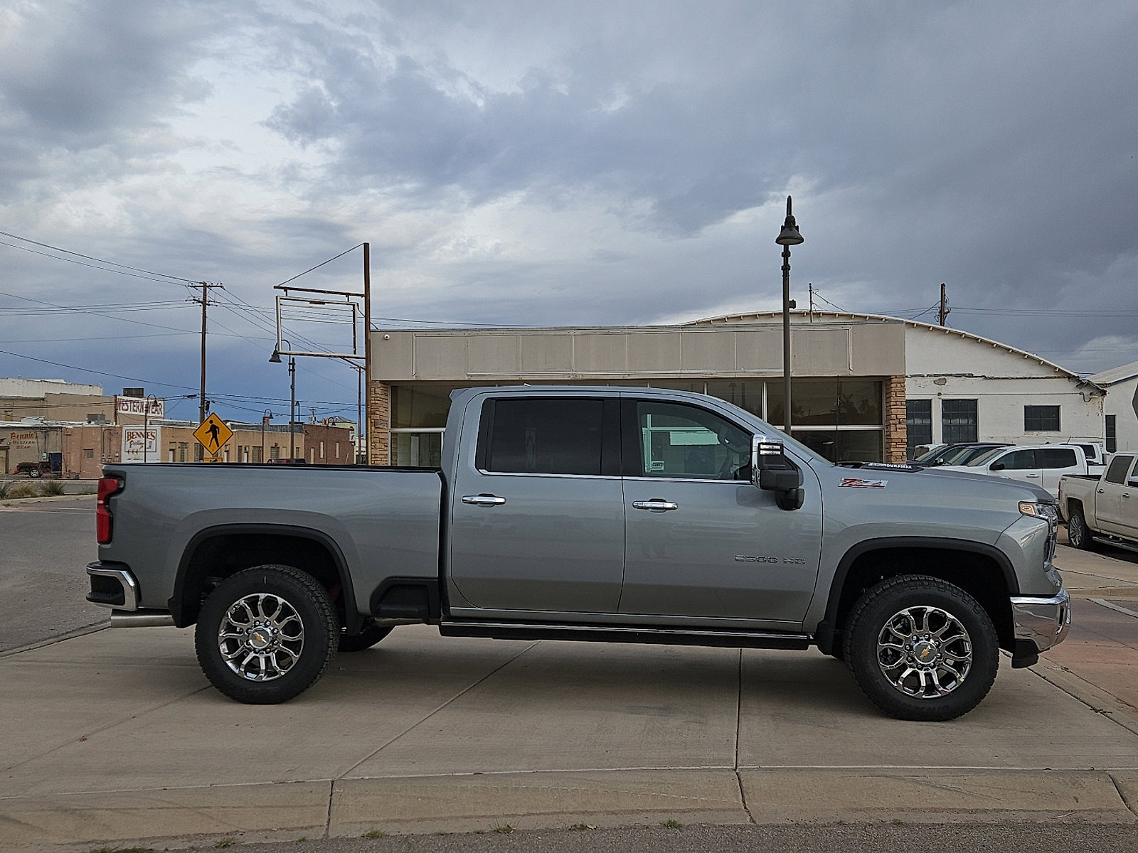 New 2026 Chevrolet Silverado 2500 LTZ w/ LTZ Premium Package AWD/4WD image 5