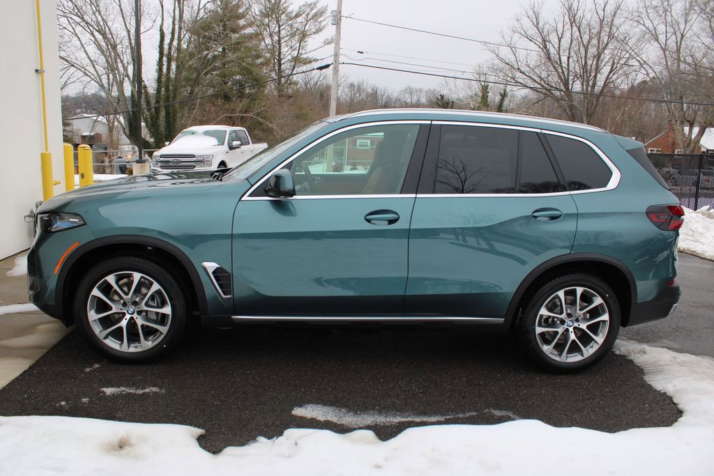 New 2026 BMW X5 xDrive40i w/ Climate Comfort Package image 9