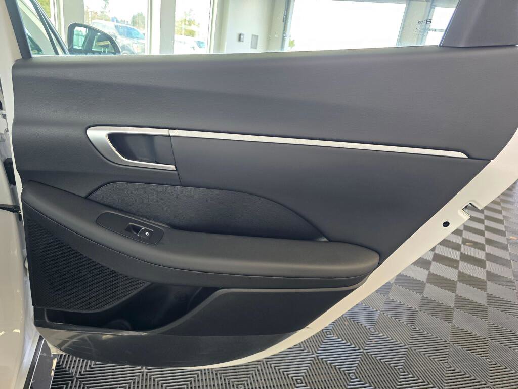 New 2026 Hyundai Sonata SEL AWD/4WD image 35