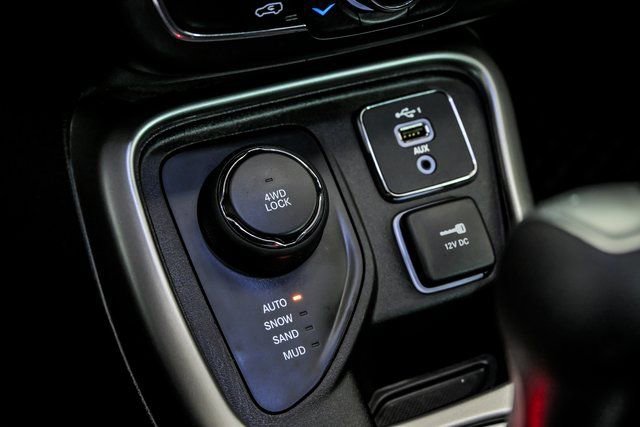 Used 2020 Jeep Compass Sport w/ Cold Weather Group image 22