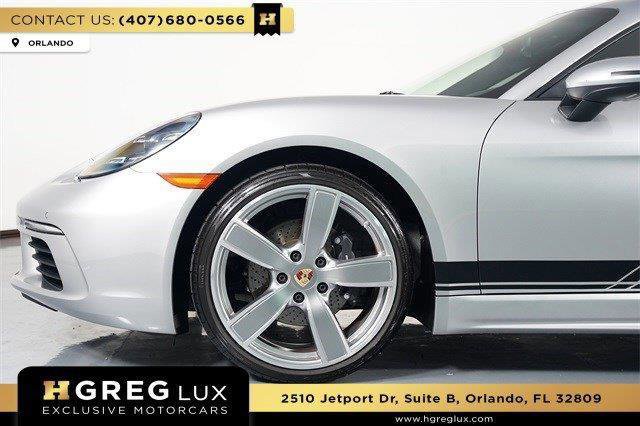 Used 2025 Porsche 718 Cayman image 21