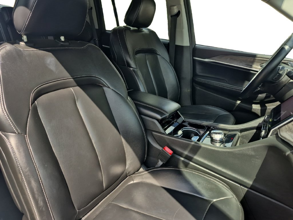 Used 2022 Jeep Grand Cherokee Limited RWD image 15