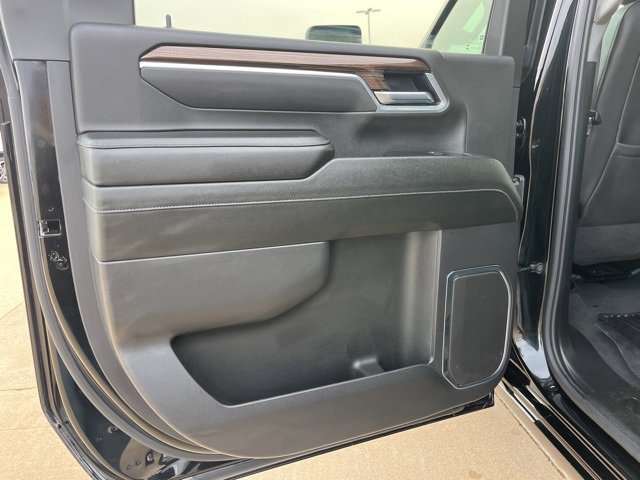 Used 2025 Chevrolet Silverado 2500 LT w/ Z71 Chrome Sport Edition image 40