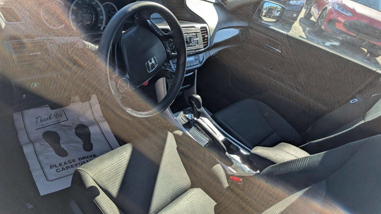 Used 2016 Honda Accord LX image 9