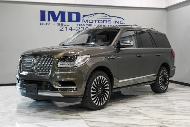 Used 2020 Lincoln Navigator Black Label w/ Cargo Convenience Package AWD/4WD image 3