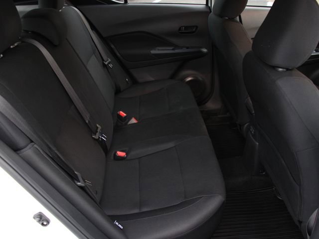 Certified 2025 Nissan Kicks Play S FWD image 30