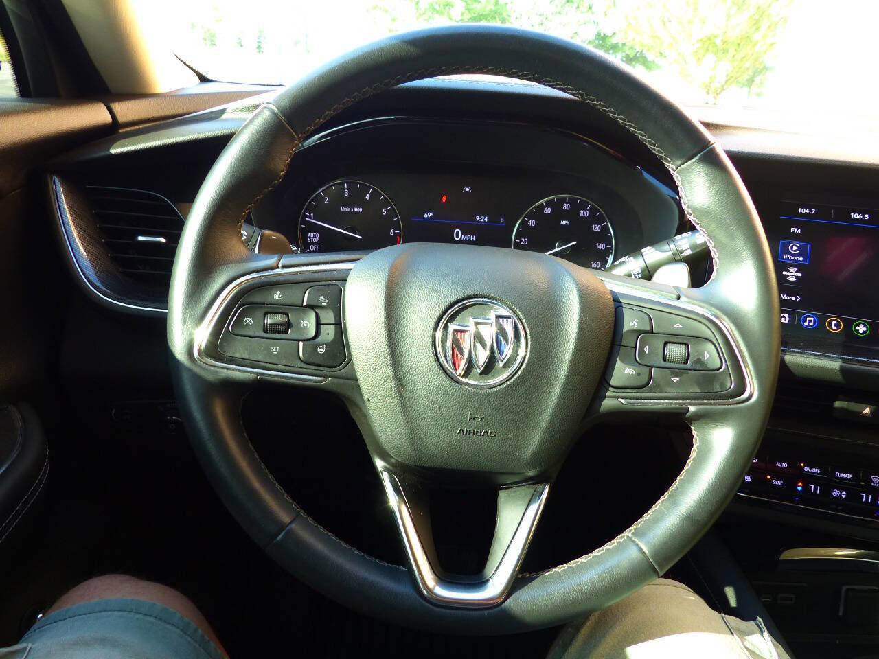 Used 2022 Buick Envision Preferred AWD/4WD image 24