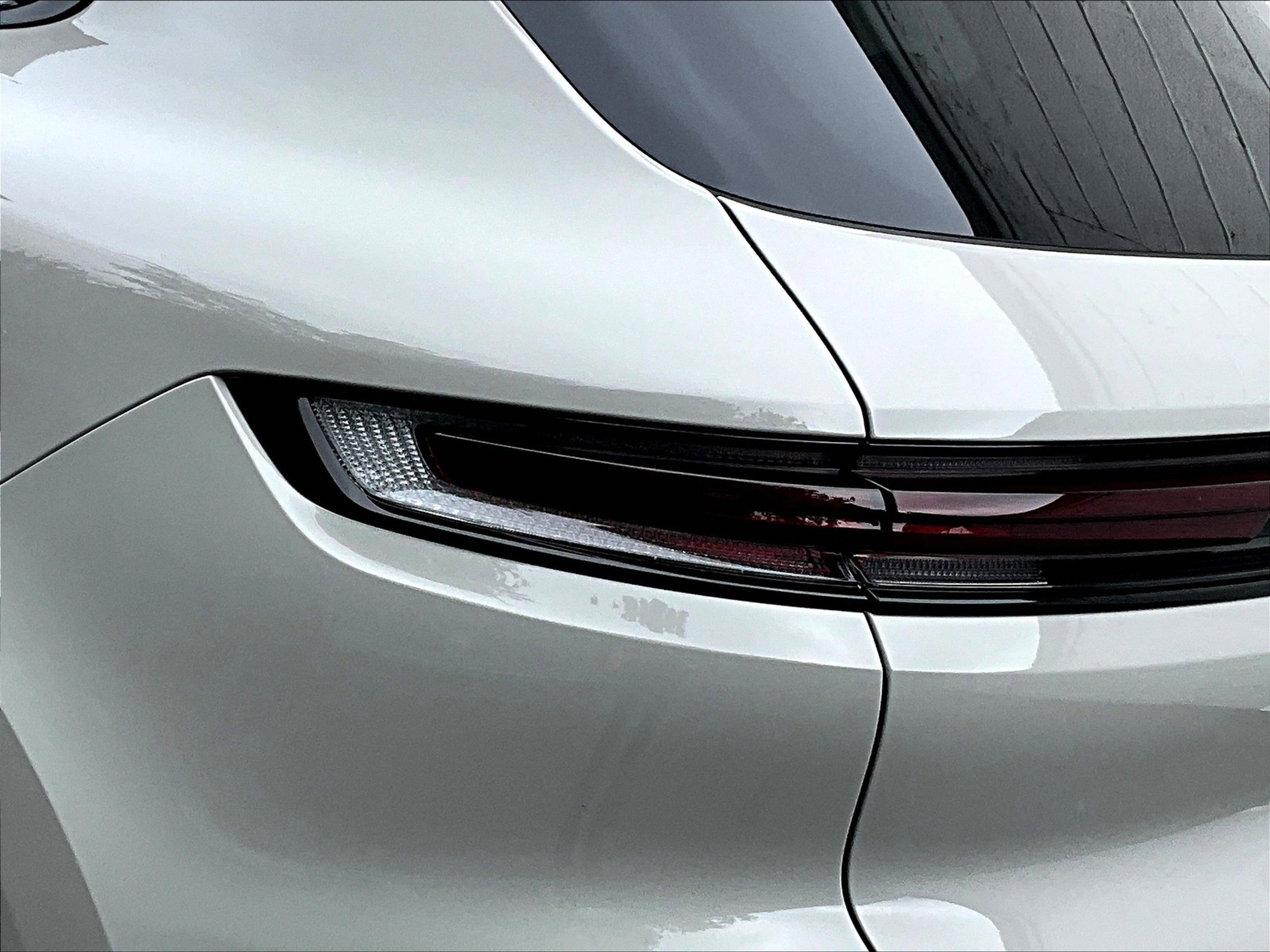 New 2026 Porsche Cayenne S image 25