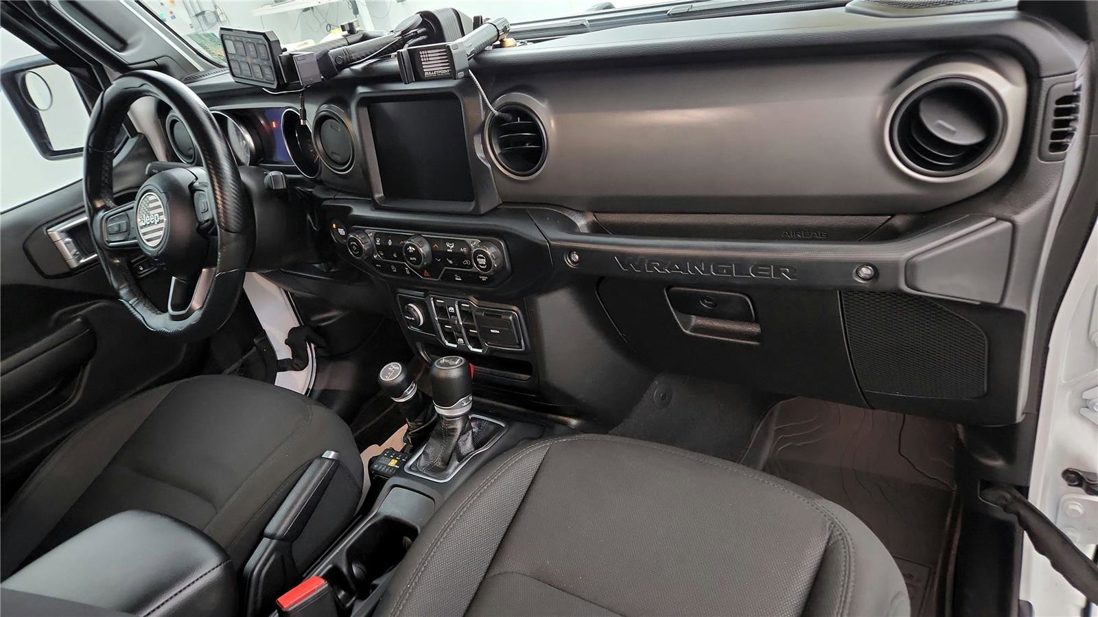 Used 2022 Jeep Wrangler Unlimited Sport image 14